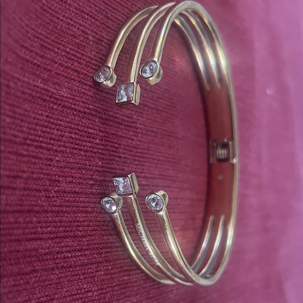Micheal kors Elegant Gold and Silver Bracelet